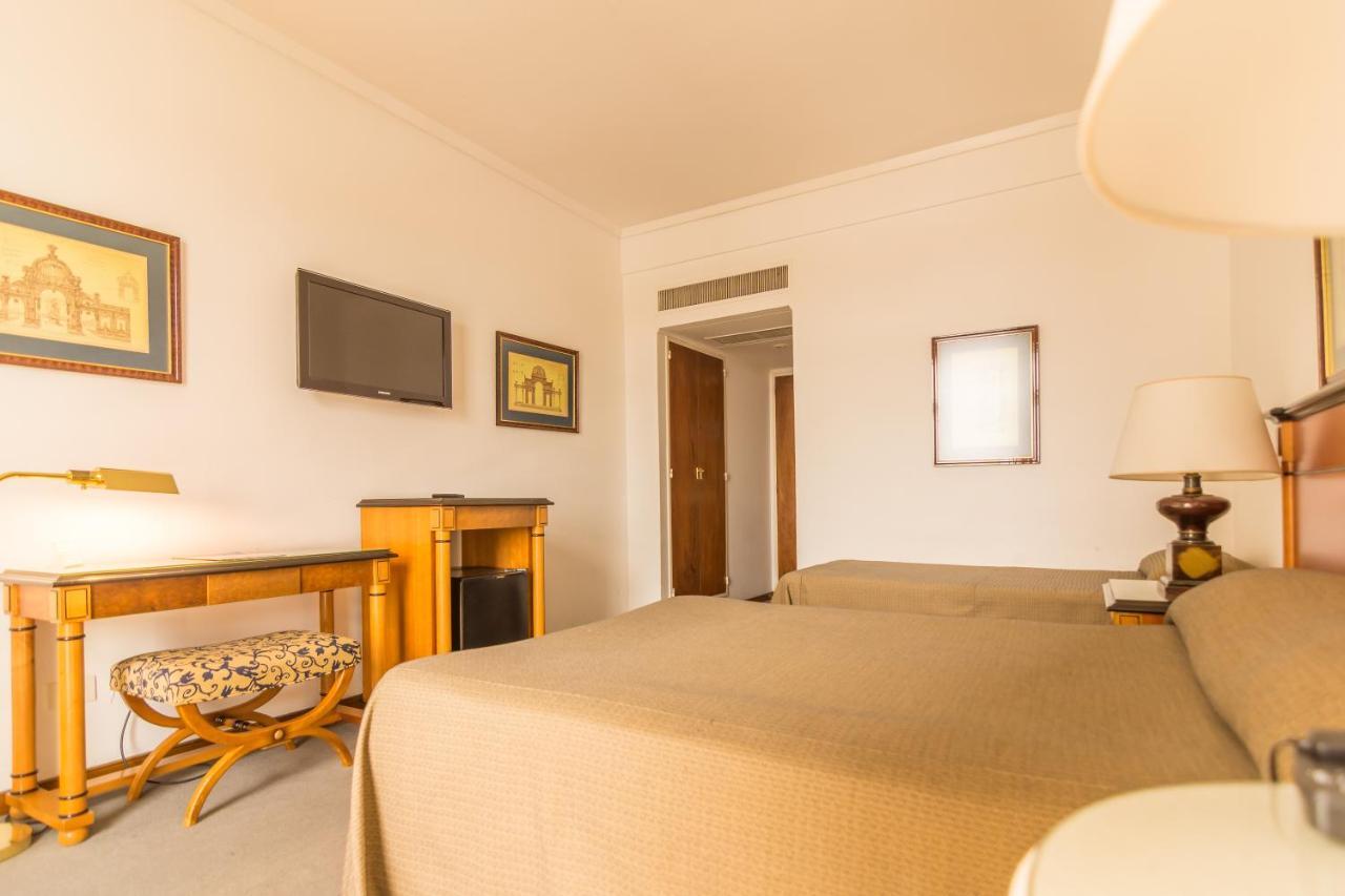 טנדיל Hotel Libertador מראה חיצוני תמונה