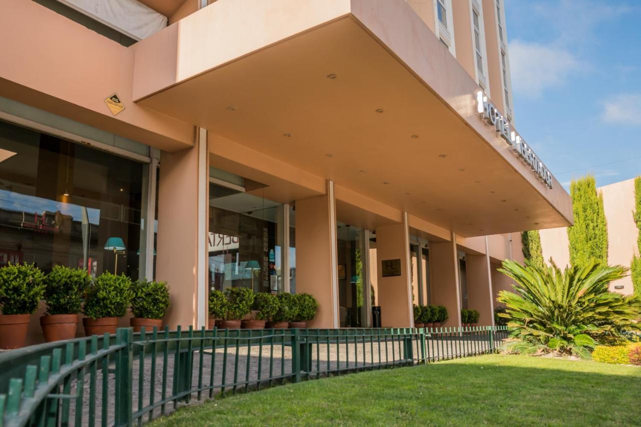 טנדיל Hotel Libertador מראה חיצוני תמונה